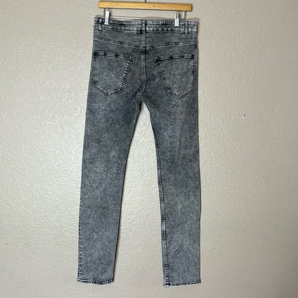 DIVIDED BY H&M SKINNY JEANS - Picture 2 of 9